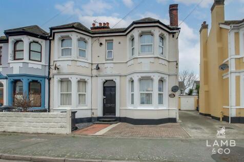 1 bedroom semi-detached house for sale