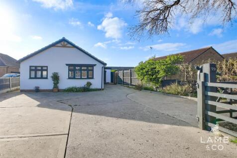 4 bedroom detached bungalow for sale