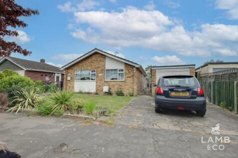 3 bedroom detached bungalow for sale