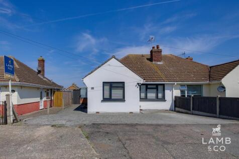 2 bedroom semi-detached bungalow for sale