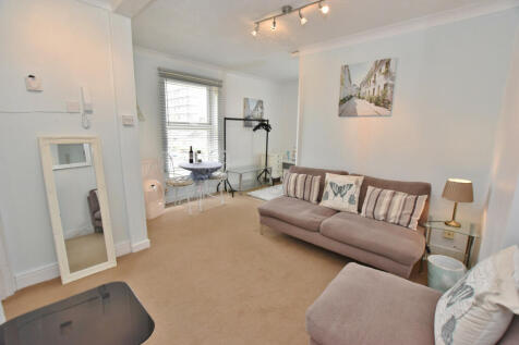 Wellesley Villas, Ashford, Kent, TN24 Studio for sale