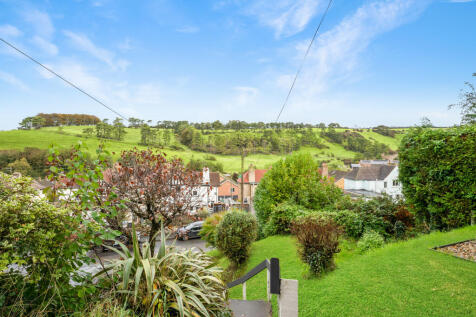 Stonehall Road, Lydden, Kent, CT15 3 bed detached house for sale