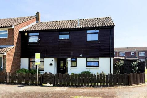 Copperfield Close,  Ashford, TN24 4 bed end of terrace house for sale
