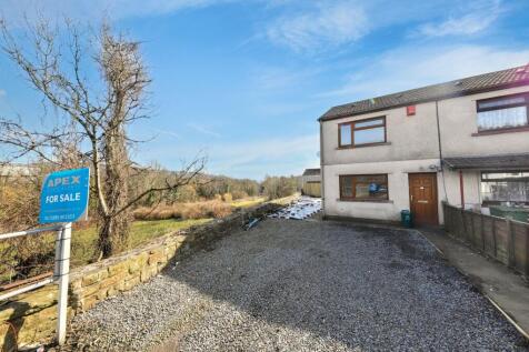 Aberdare CF44 3 bed end of terrace house for sale