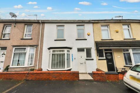 Hirwaun, Aberdare CF44 3 bed terraced house for sale