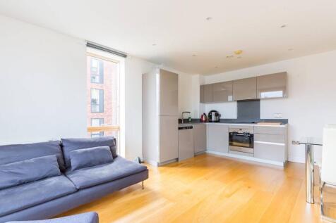 4 Barry Blandford Way, London E3 1 bed flat for sale
