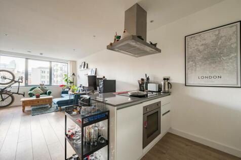 20 St. Pauls Way, London E3 1 bed flat for sale