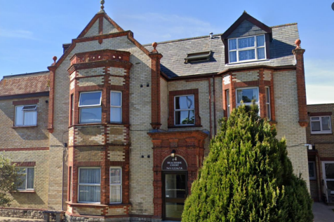 Victoria Avenue, Swanage 2 bed flat for sale
