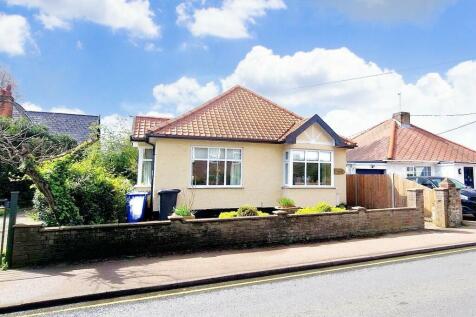 4 bedroom detached bungalow for sale