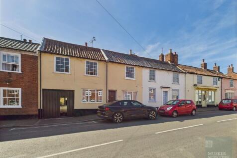 High Street, Loddon 4 bed townhouse for sale