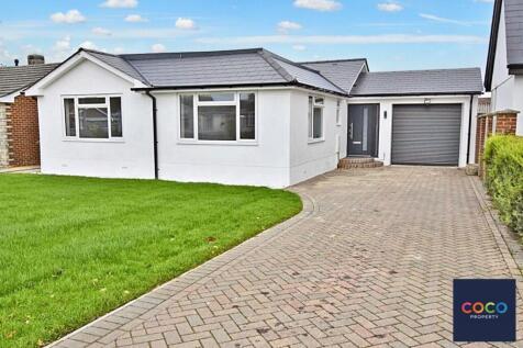 Rempstone Road, Wimborne BH21 3 bed detached bungalow for sale