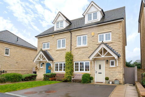 4 bedroom semi-detached house for sale