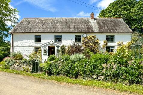 4 bedroom cottage for sale