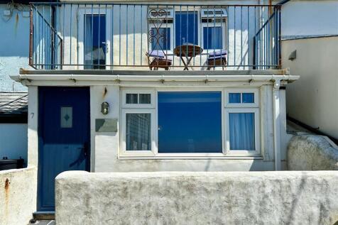 1 bedroom cottage for sale