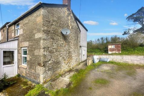 2 bedroom cottage for sale