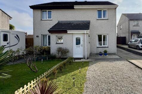 2 bedroom semi-detached house for sale