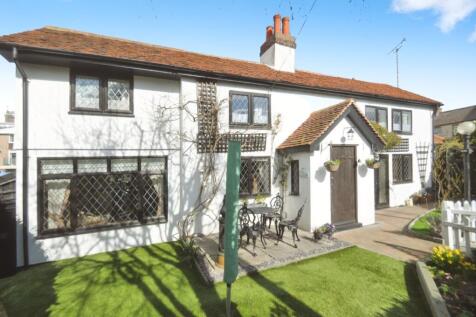 Bell Street, Great Baddow... 3 bed cottage for sale