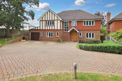 6 bedroom detached house for sale