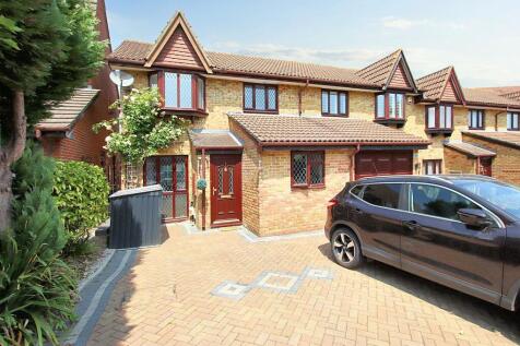 Mistletoe Close, Shirley Oaks Village 3 bed end of terrace house for sale