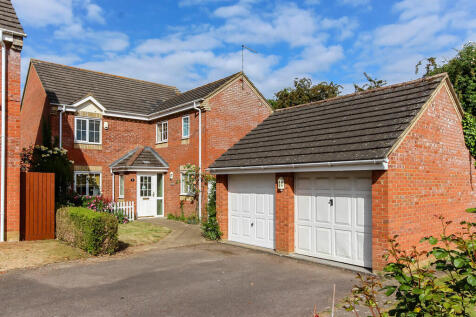 Leighton Close, Wellingborough NN8 4 bed detached house for sale