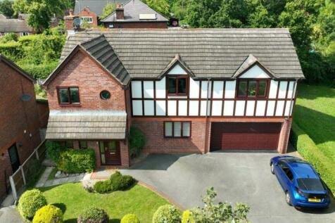 5 bedroom detached house for sale