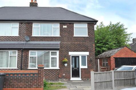 4 Rose Crescent, Irlam M44 6AP 3 bed semi