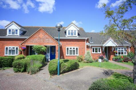 2 bedroom terraced bungalow for sale