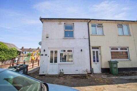 High Road, Wilmington 2 bed apartment for sale