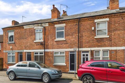 Woodville Road, Sherwood, Nottingham 2 bed terraced house for sale