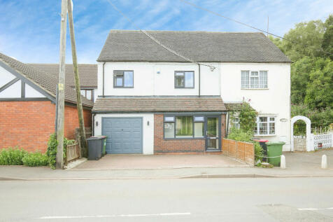 4 bedroom semi-detached house for sale