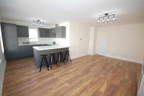 Inkwell Close, Woodside Park, N12 2 bed apartment for sale