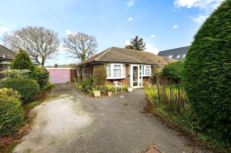 Hazel Road, Guildford GU12 2 bed bungalow for sale