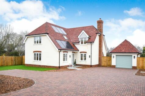 Newbury Road, Thatcham RG19 4 bed detached house for sale