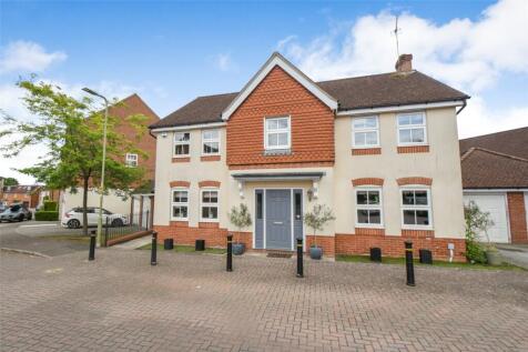 Felders Mede, Hampshire RG27 4 bed detached house for sale