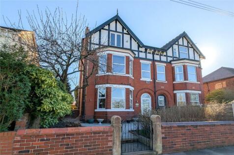 7 bedroom semi-detached house for sale