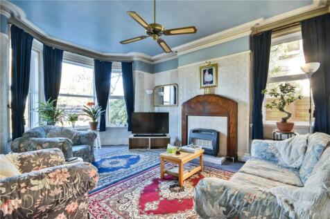 7 bedroom semi-detached house for sale