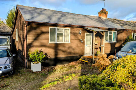 3 bedroom semi-detached bungalow for sale