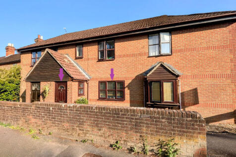 Alexandra Court, Bordon GU35 1 bed maisonette for sale
