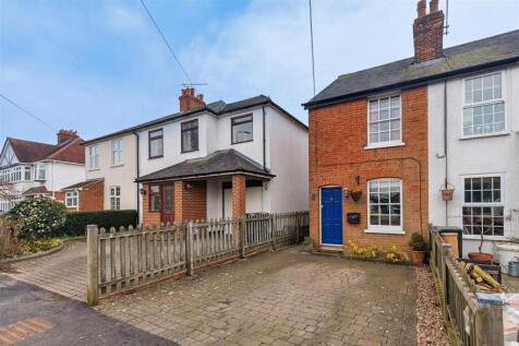 High Road, North Weald 2 bed end of terrace house for sale