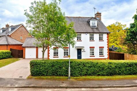 Tempest Mead, North Weald 5 bed detached house for sale