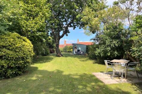 Slades Hill Templecombe 2 bed terraced house for sale