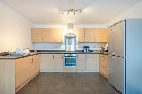 Fortune Avenue, Edgware, HA8 2 bed flat for sale