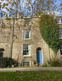 5 bedroom town house for sale