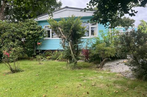 Park 3, 10 Eastern Green Caravan... 2 bed chalet for sale