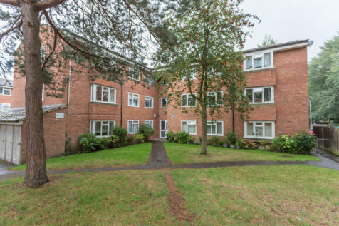 2 bedroom ground floor flat for sale