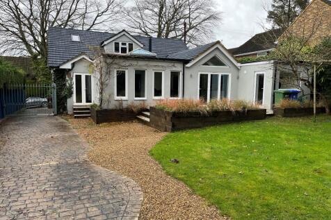 CHURCH ROAD, ASCOT, BERKSHIRE, SL5 8RR 4 bed detached bungalow for sale
