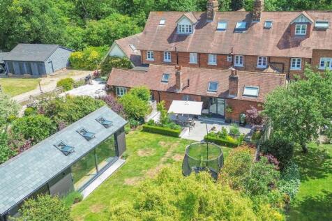 3 bedroom cottage for sale