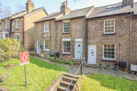 2 bedroom cottage for sale