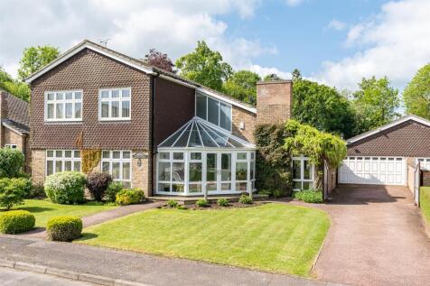 5 bedroom detached house for sale