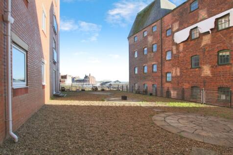 Old Harbour Court, 10 Wincolmlee... 2 bed apartment for sale
